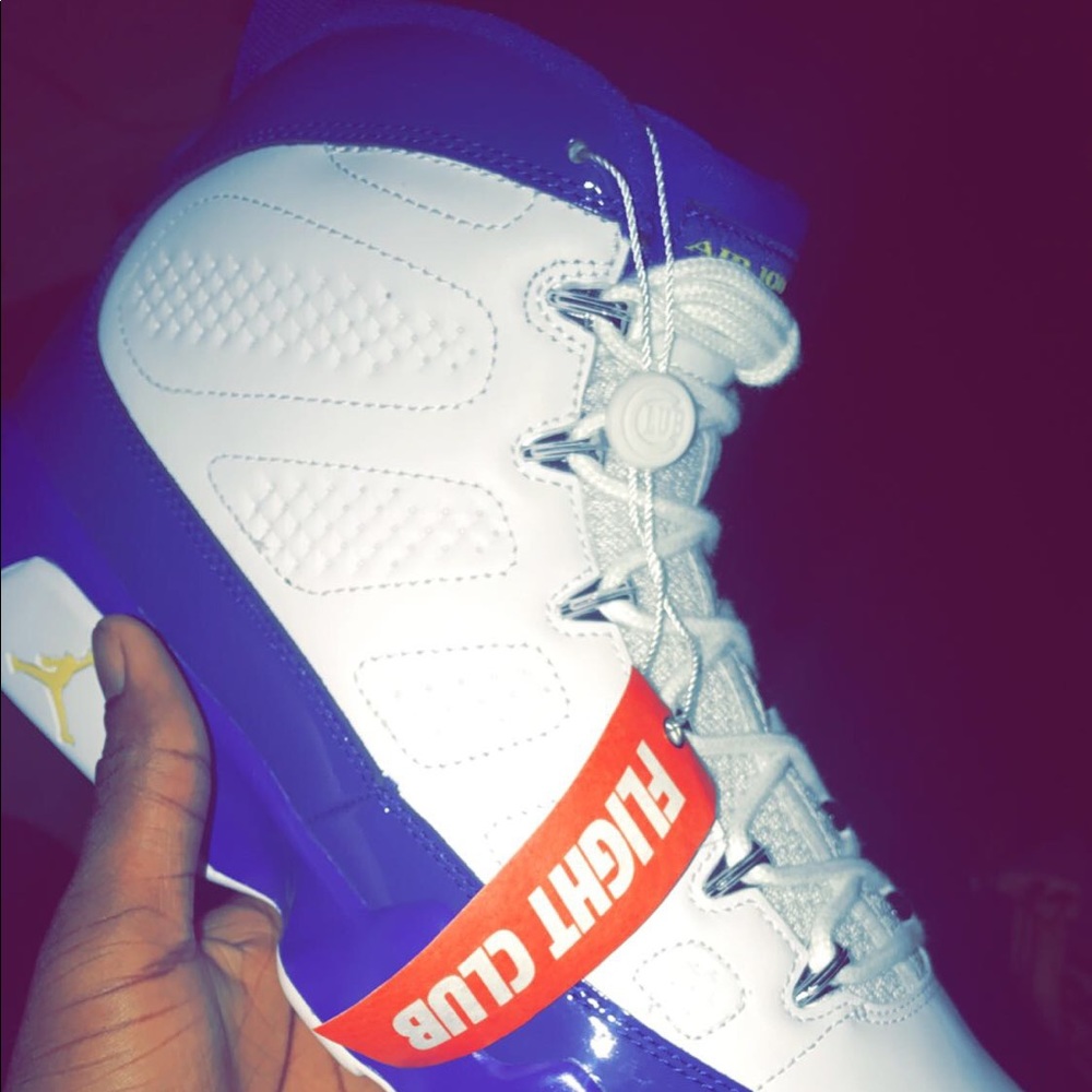 Laker 9s